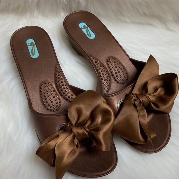 Okal Shoes - Okal slide on sandals brown with brown ribbon sz L
